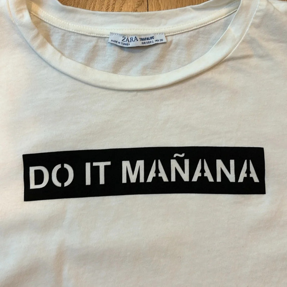Zara Graphic Tee Cropped “Do it Mañana” Shirt Size Large - Picture 2 of 6